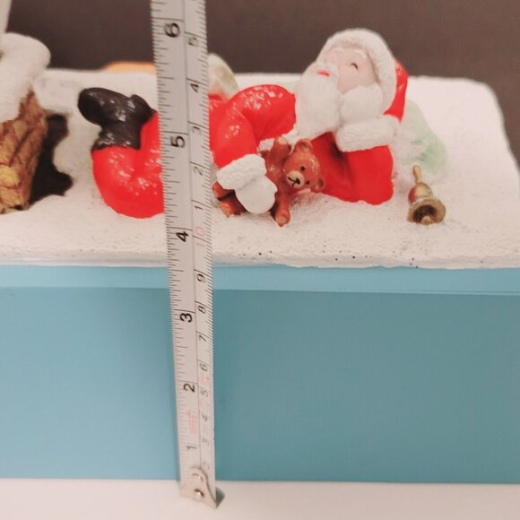 Sassy Santa on Roof 3D Christmas Tissue Box Hold Cover Tokyo Japan Rotary Hero - Picture 9 of 16